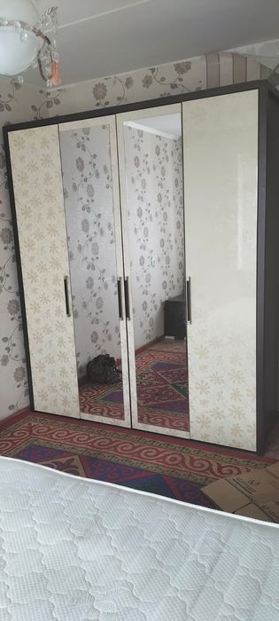 Продам спальный гарнитур