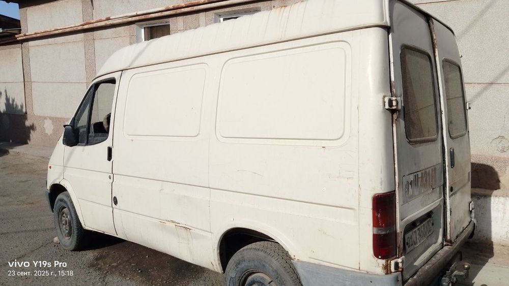 Ford Transit mashina