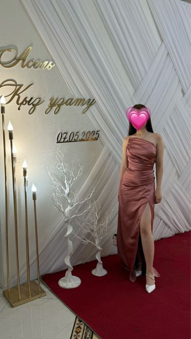 Вечернее платье