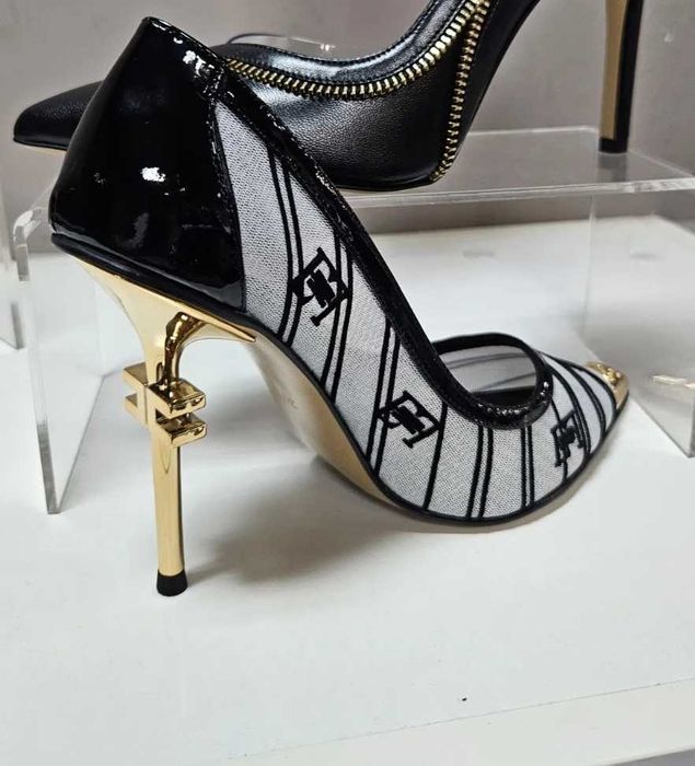 Обувки на ток Elisabetta franchi