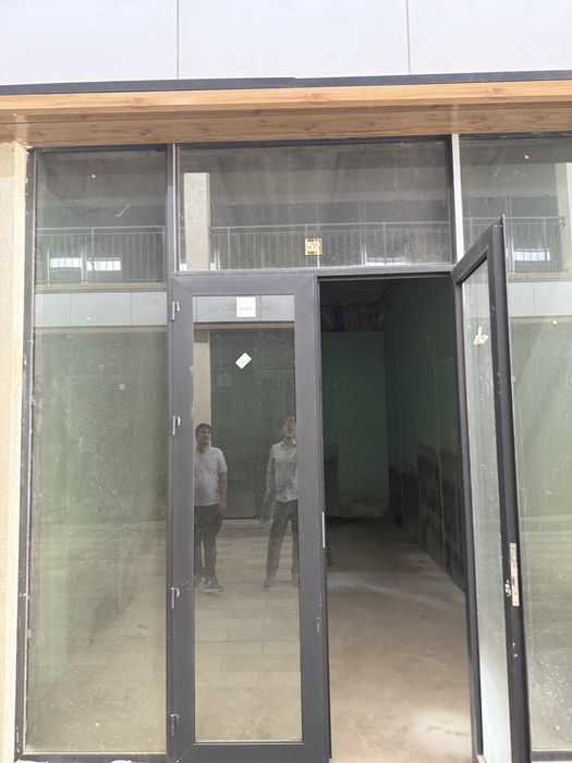 Qoyliq katta bozorida dokon srochna sotiladi!