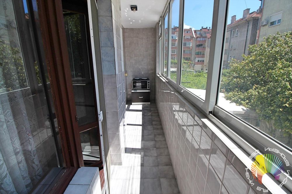 Дава се под наем Двустаен апартамент в Бургас, Център - 50 кв.м за 331.5 € - Снимка #9