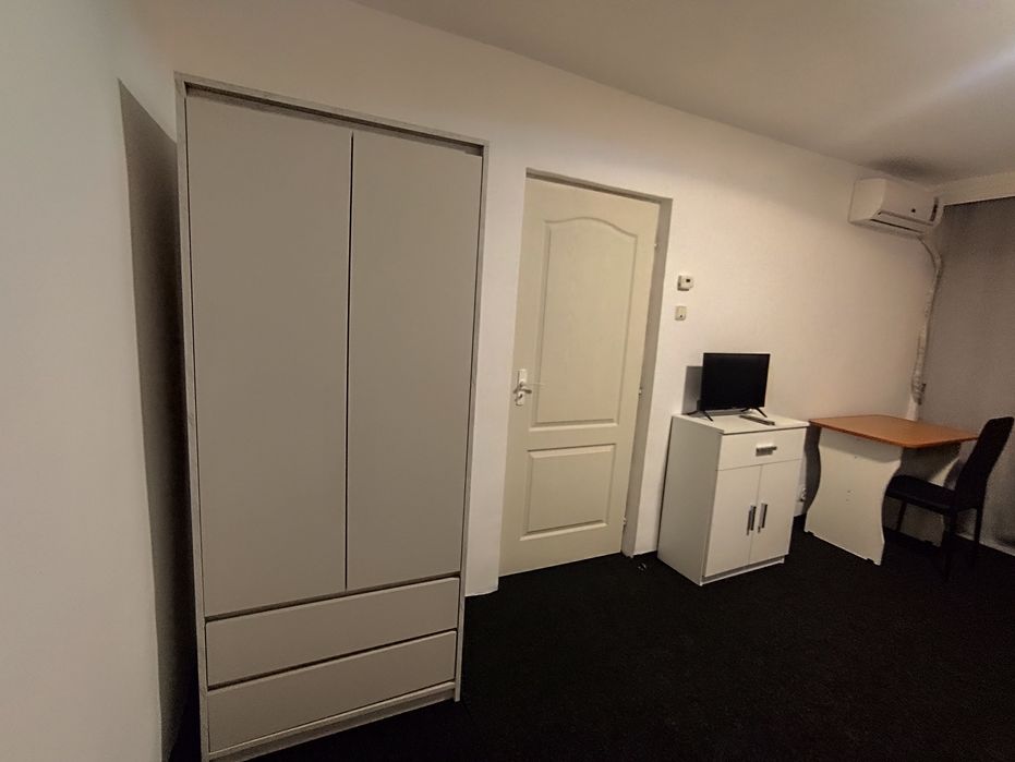 Închiriez apartament in zona centrală