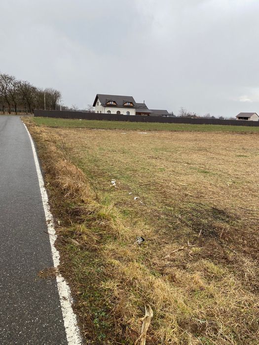 Teren de vanzare Boroaia