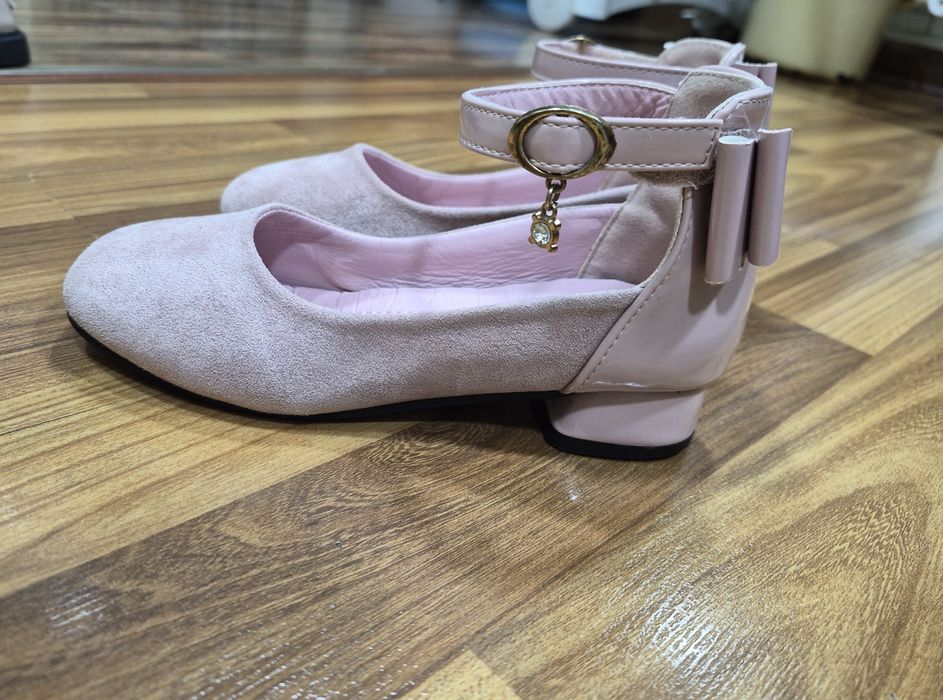 Туфельки для девочек