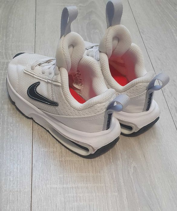 Adidasi copii nike marimea 26