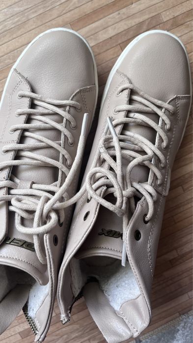 Ботинки утепленные 37