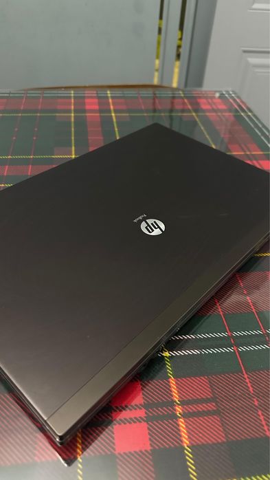 Ноутбук HP в рабочем состоянии