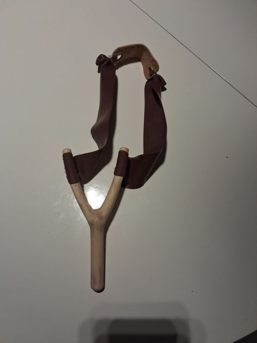 Praștie tradițională