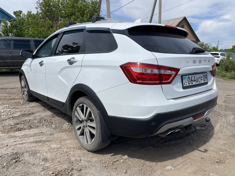 Lada vesta sw cross
