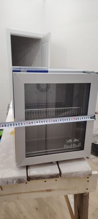 Маленький холодильник