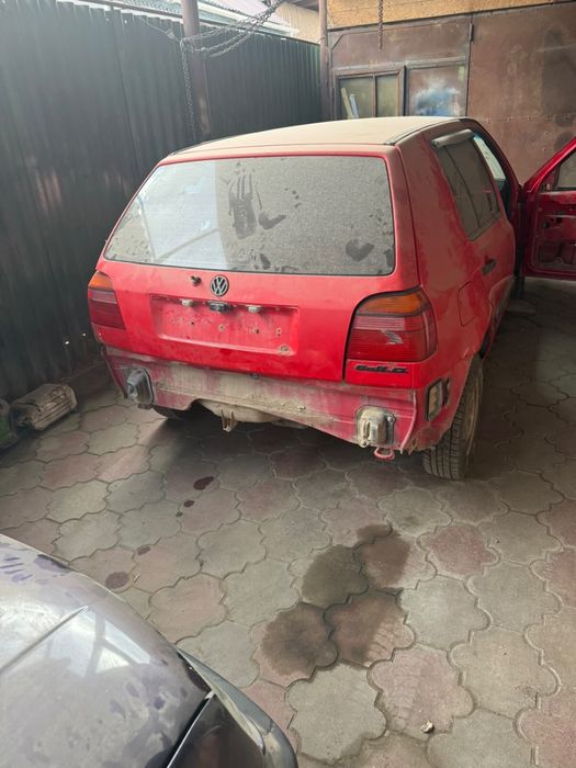 Авто на разбор продам срочно