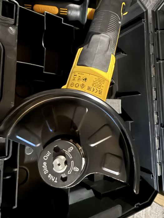 Оригинален ъглошлайф dewalt на батерия