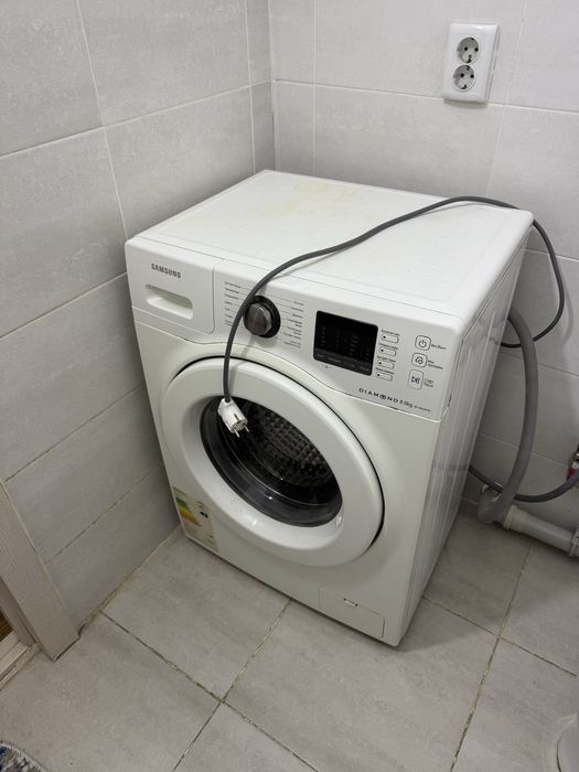 Продам стиральную машину