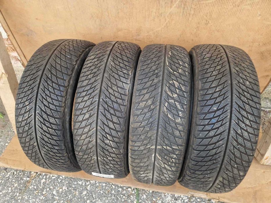 4 Michelin R18 235/60 Зимни гуми  DOT4520
