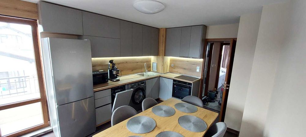 Дава се под наем Двустаен апартамент в Бургас, Сарафово - 67 кв.м за 510 € - Снимка #2