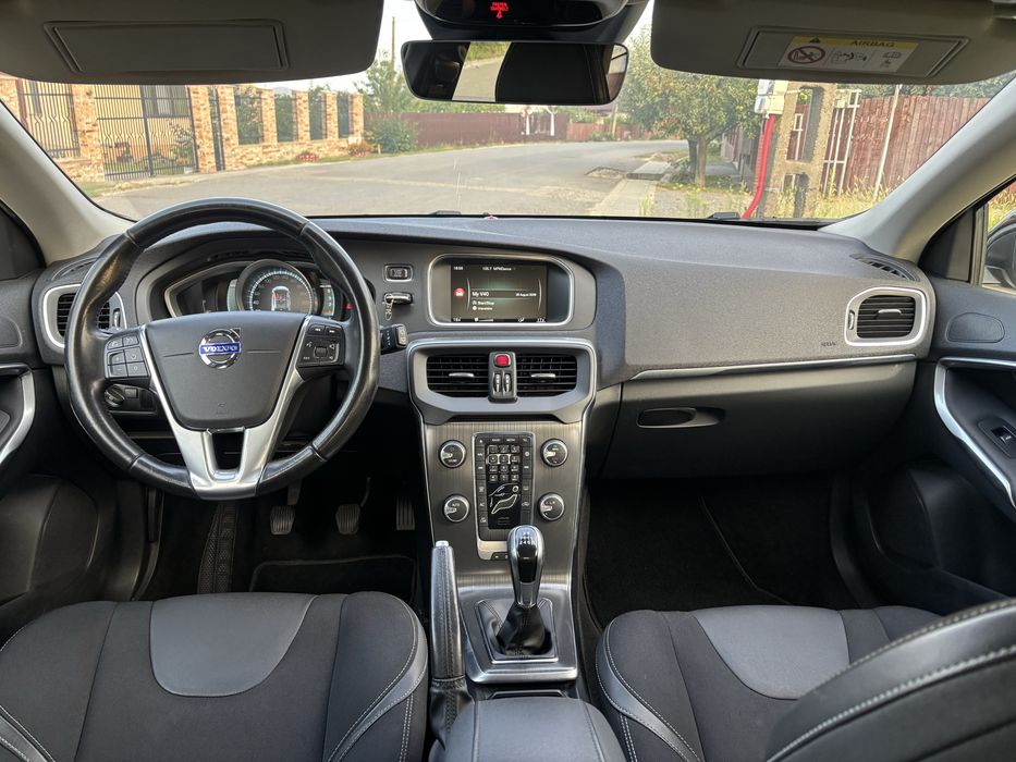 Volvo V40,2.0-120cp,euro 6