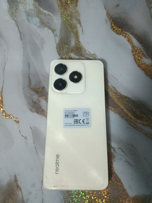 Продам реалми с61