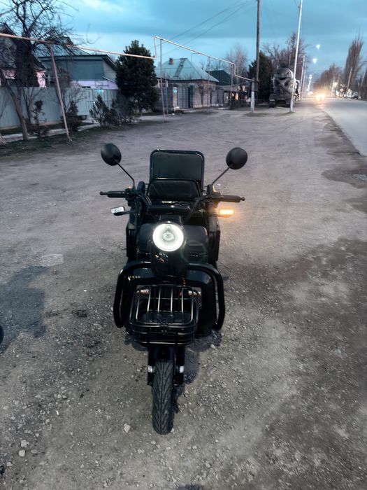 Трицикл в хорошем состояние