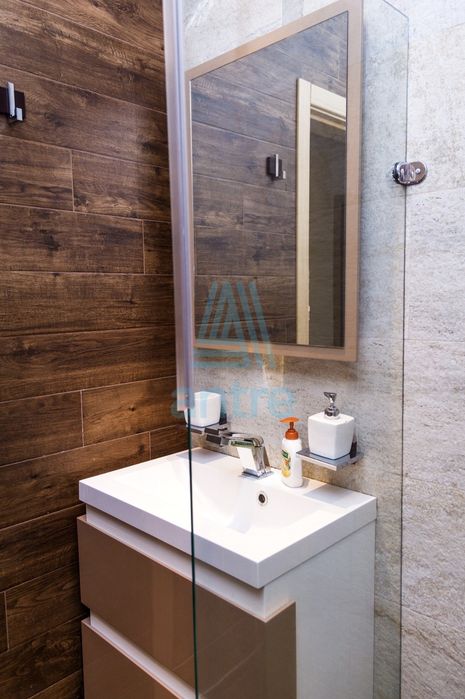 Продава се Двустаен апартамент в София, Витоша - 70 кв.м за 3285 €/кв.м - Снимка #9