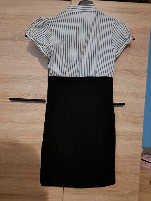 Класическа офис рокля