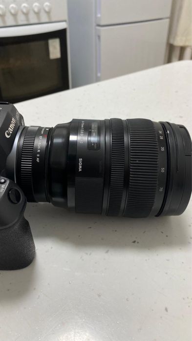 Sigma 24-70 2.8 EF