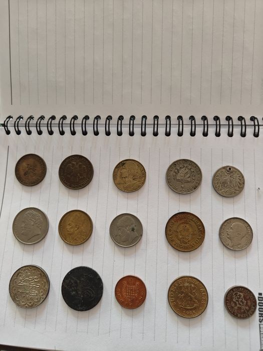 Стари пари- монети икнижни