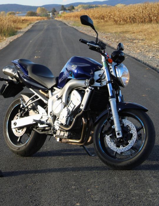 Vând motocicleta Yamaha fz6n Fazer