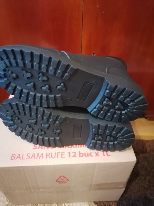 Ghete noi (mărimea 46)