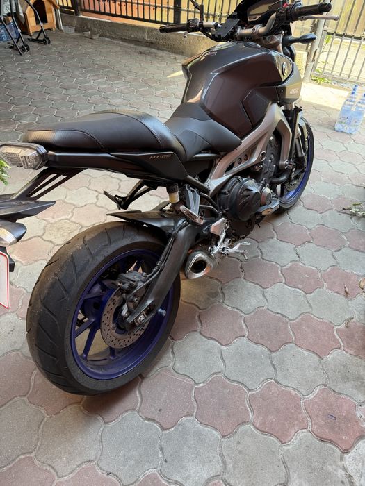 Vand sau schimb Yamaha MT-09
