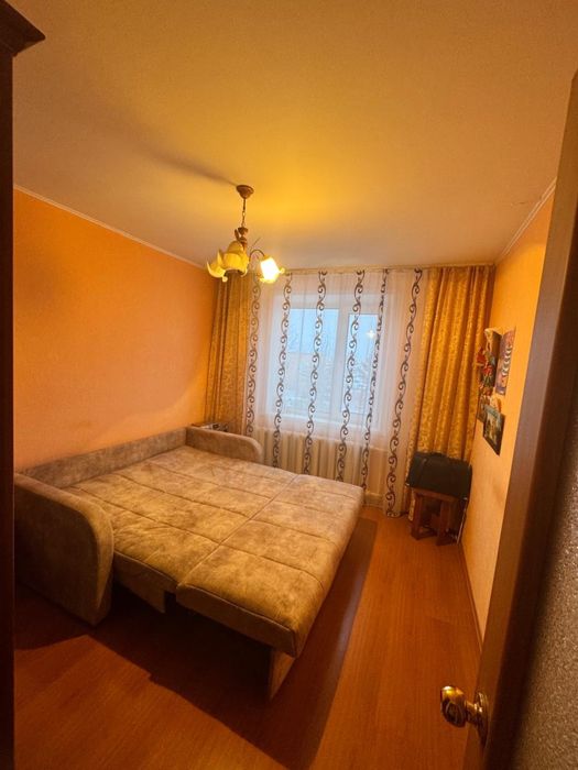 Продам 2 ком квартиру 8мкр дом 2