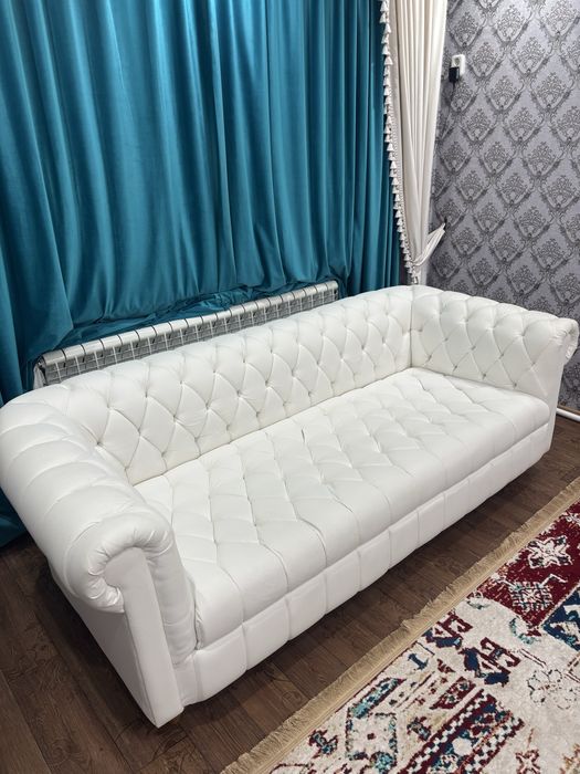 Продам кожанный диван!