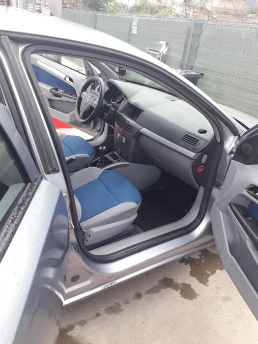 OPEL Astra 2004 — imagine 3
