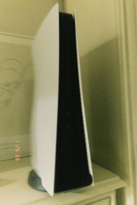 Продаю Playstation 5