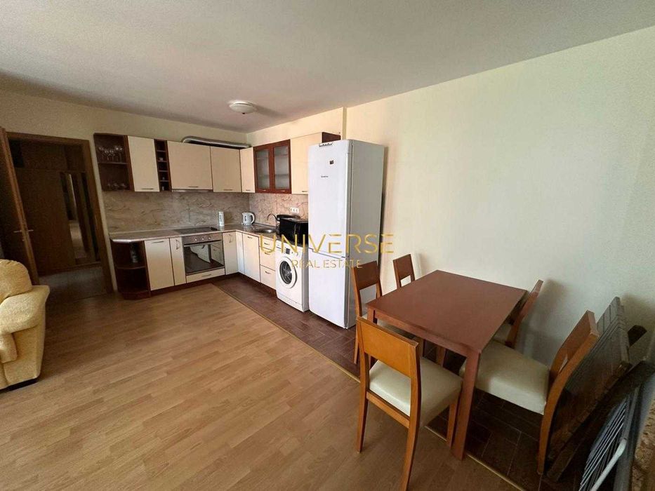 Продава се Тристаен апартамент в Свети Влас - 104 кв.м за 1212 €/кв.м - Снимка #1