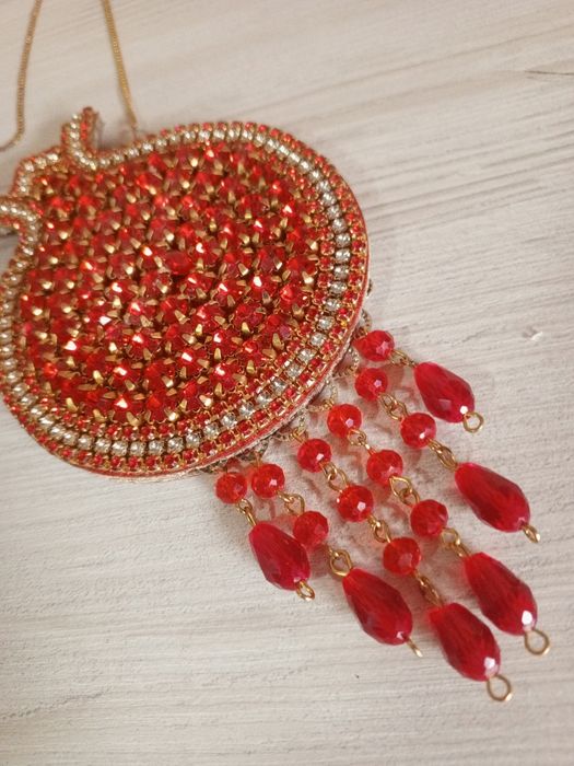 Tillaqosh 4 talik komplekt