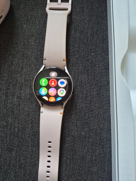 От 119 -> на 109 -> на 99 евро НАМАЛЕНИЕ Смар часовник Galaxy Watch FE