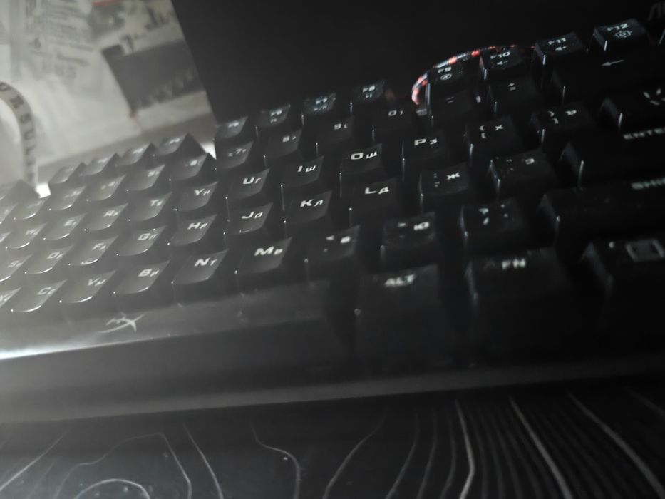 Обмениваю или продаю клавитару