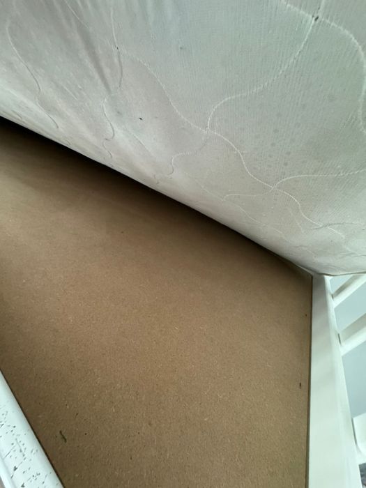 Двухъярусная детская кровать