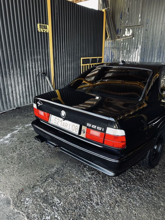 БМВ Е34 Срочно!!!