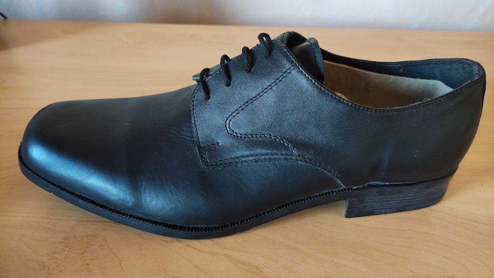 Мъжки  обувки  номер 47