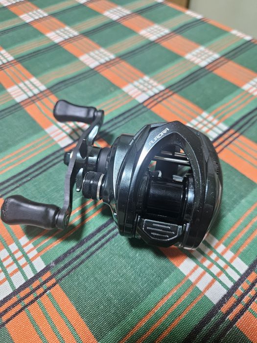 Mulineta baitcasting Histar Aurora Air CF - bfs, clean si biban