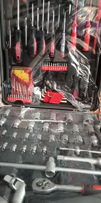 Продам    набор..