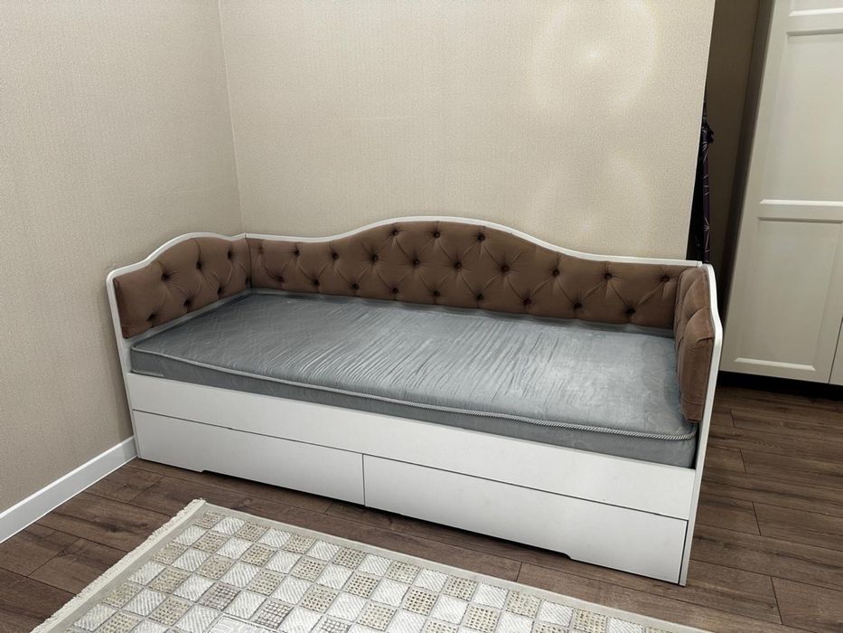 Продам 2 детские кровати