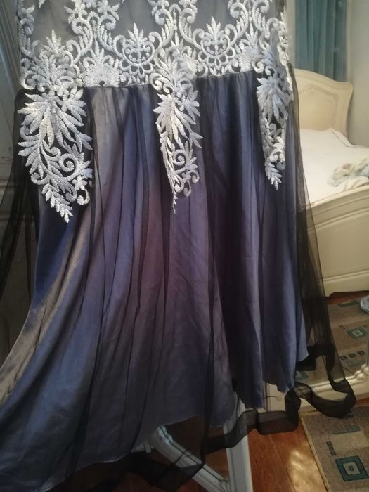 Вечернее платье  6000 тг