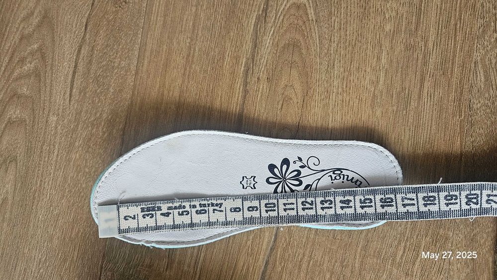 Детски обувки-момиче