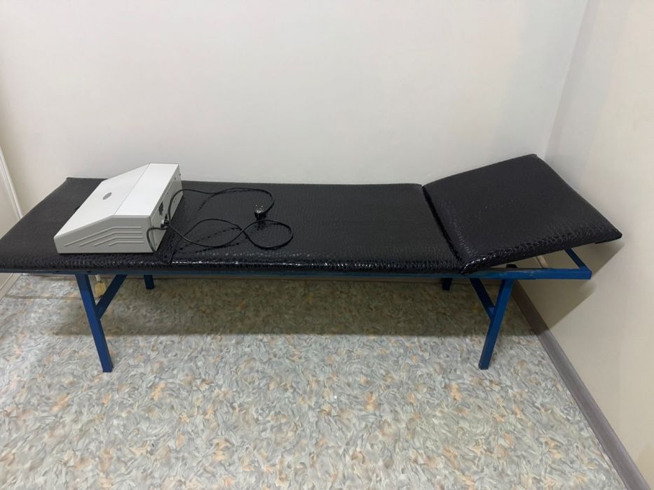 Продам кушетка медицинский