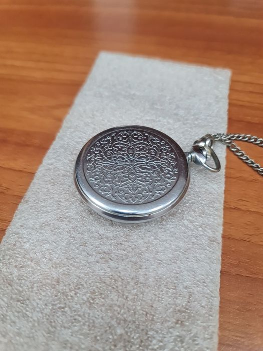 Часы молния идеал !