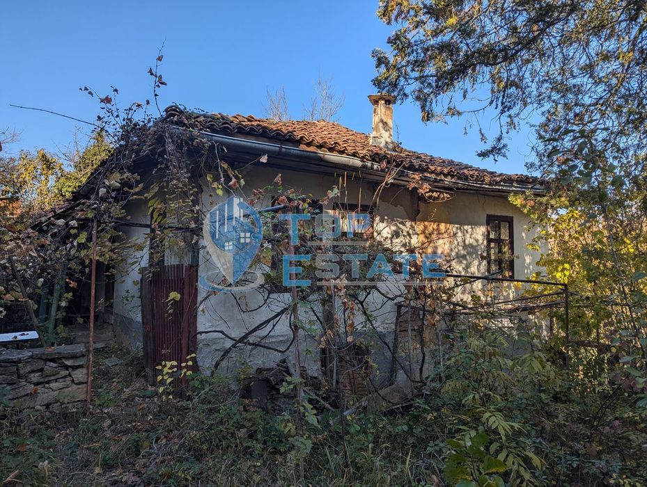 Продава се Къща в с. Плаково, Област Велико Търново - 150 кв.м за 254 €/кв.м - Снимка #2