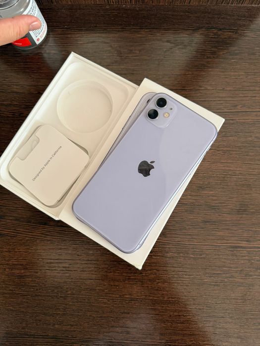 Продаю iPhone 11